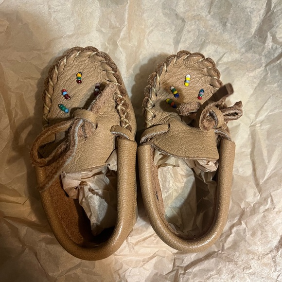 Beige Beaded Baby Moccasins - Picture 2 of 6